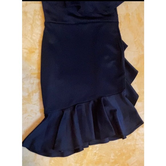 Off the Shoulder Ruffled Dress- Size Large - Picture 8 of 8